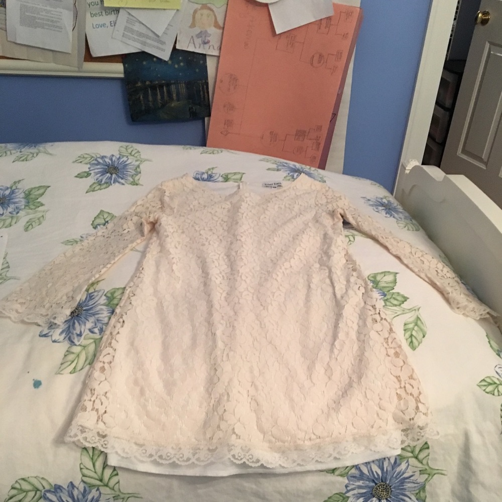 Lace dress